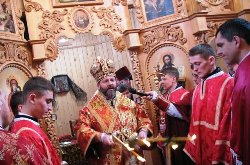 Вірні з Главою УГКЦ здійснили паломництво до могили Тараса Шевченка.(ФОТО)